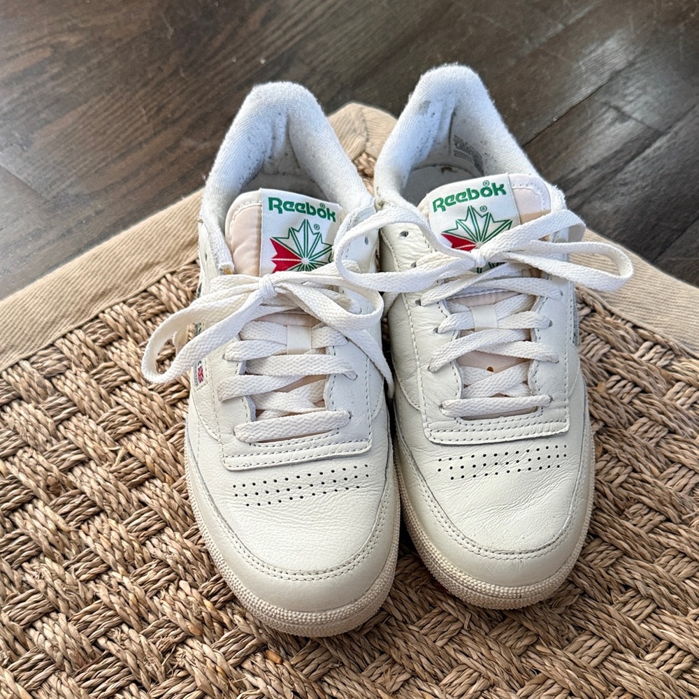 Reebok Womens Club C 85 Vintage Tennis Sneakers Size 8